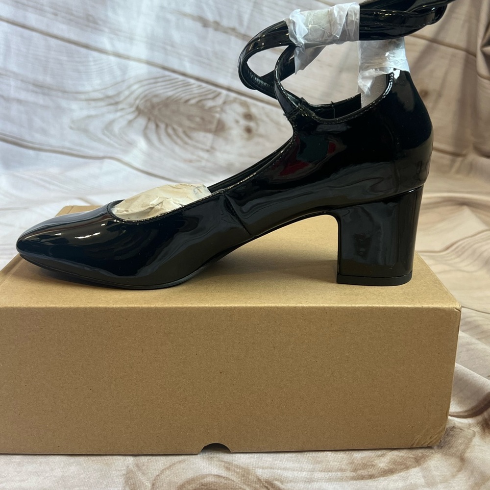 New straply Elegant Black Women's Heels block 8.5